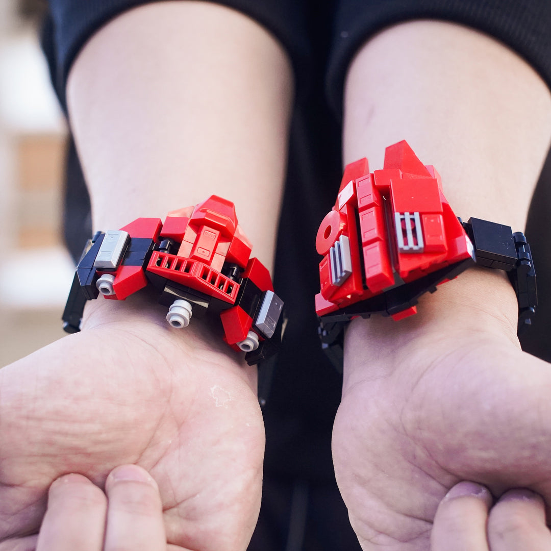 Amazing and Insomniac Web Shooter designed by Bricker Builds made out of LEGO Bricks1